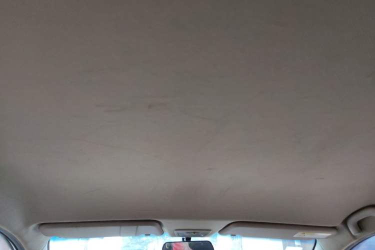Used Baojun 730 2016 1.5L Manual Comfort Version 7 Seats China V Emission Standard Headliner
