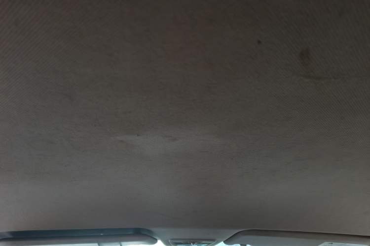 Used Baojun 730 2016 1.5L Manual Comfort Version 7 Seats China V Emission Standard Headliner