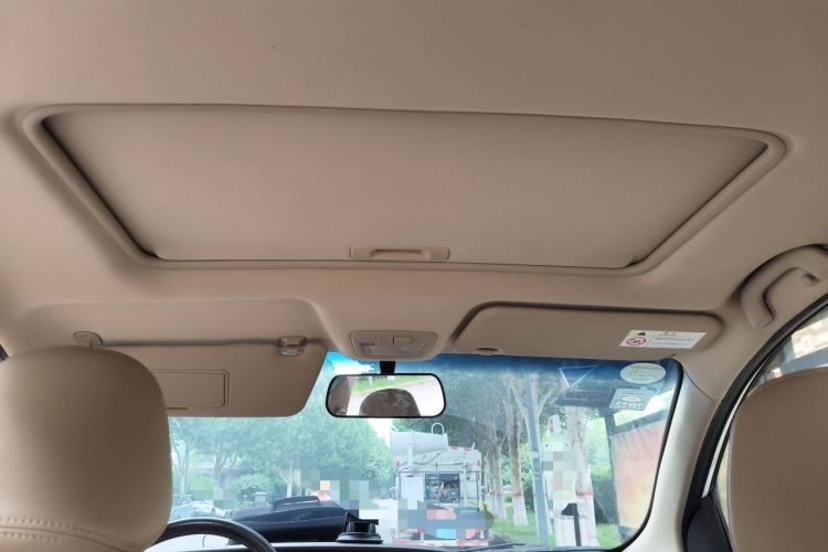 Used Baojun 730 2016 1.8L iAMT Luxury Model 7 Seats Headliner