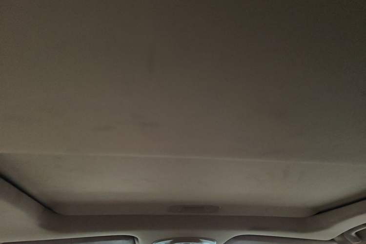 Used Baojun 730 2016 1.5T Manual Luxury Edition 7 Seats Headliner