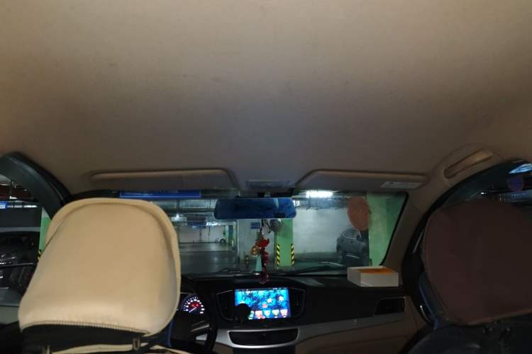 Used Baojun 730 2016 1.5L Manual Standard Version 7 Seats Headliner