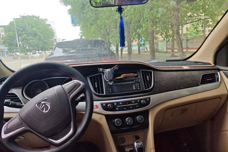 Used Baojun 730 2016 1.5L Manual Value Edition 7 Seats China V Emission Standard Headliner