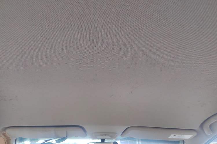 Used Baojun 730 2016 1.5L Manual Comfort Version 7 Seats China V Emission Standard Headliner