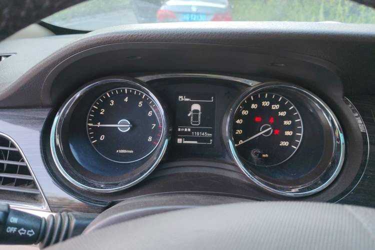 Used Baojun 730 2016 1.5L Manual Luxury Edition 7 Seats Instrument Cluster