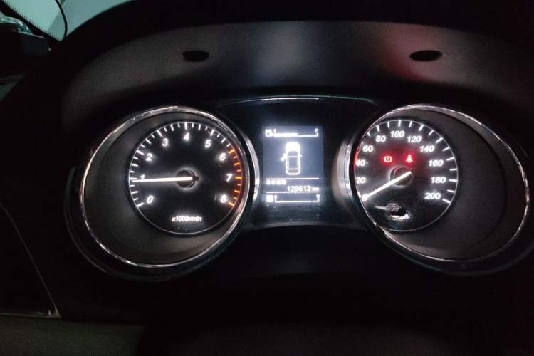 Used Baojun 730 2016 1.5L Manual Comfort Version 7 Seats China V Emission Standard Instrument Cluster