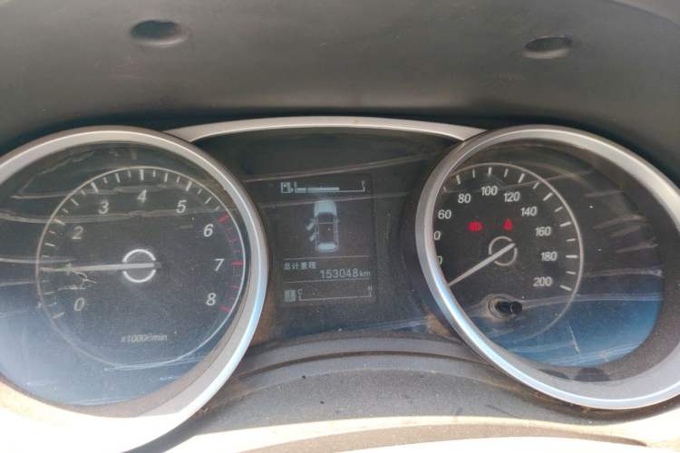 Used Baojun 730 2016 1.5L Manual Standard Version 7 Seats Instrument Cluster