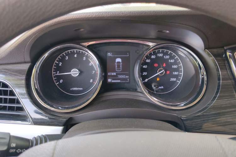 Used Baojun 730 2016 1.5T Manual Comfort Version 7 Seats Instrument Cluster