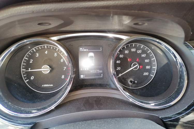 Used Baojun 730 2016 1.8L Manual Comfort Version 7 Seats Instrument Cluster