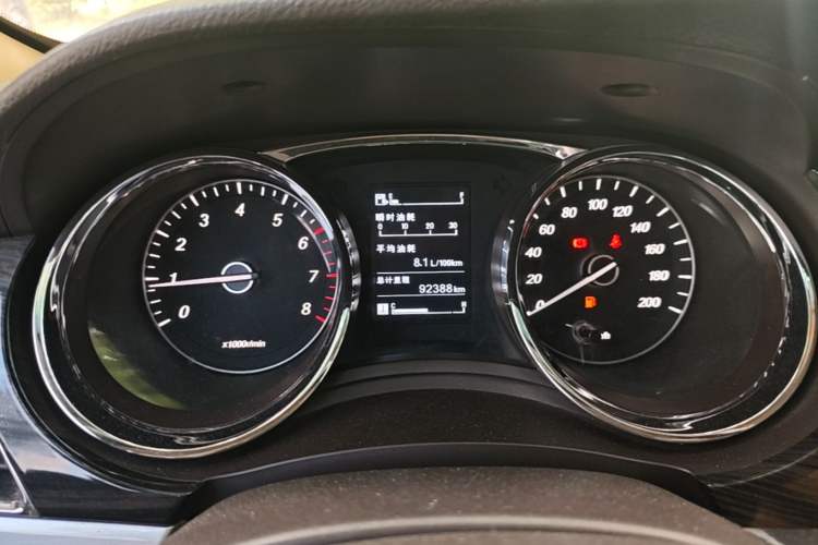 Used Baojun 730 2016 1.5T Manual Comfort Version 7 Seats Instrument Cluster