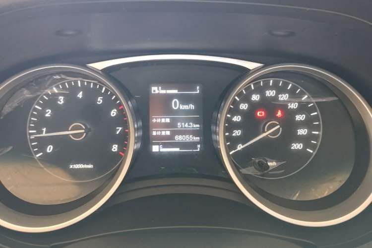 Used Baojun 730 2016 Revised 1.5L Manual Standard Version 7 Seats China V Emission Standard Instrument Cluster