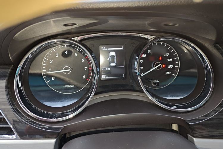 Used Baojun 730 2016 1.5T Manual Luxury Edition 7 Seats Instrument Cluster