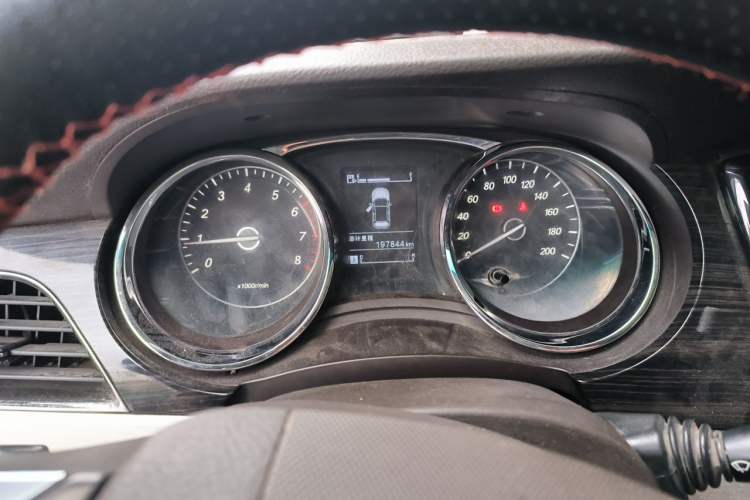 Used Baojun 730 2016 1.5L Manual Comfort Version 7 Seats China V Emission Standard Instrument Cluster