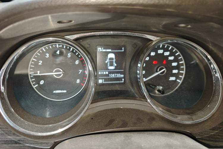 Used Baojun 730 2016 1.5L Manual Comfort Version 7 Seats China V Emission Standard Instrument Cluster