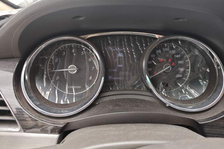 Used Baojun 730 2016 1.5L Manual Comfort Version 7 Seats China V Emission Standard Instrument Cluster