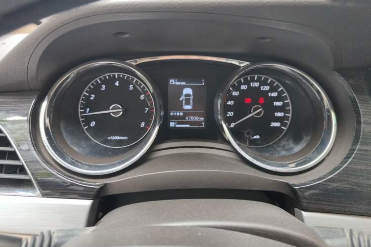 Used Baojun 730 2016 1.5L Manual Luxury Edition 7 Seats Instrument Cluster