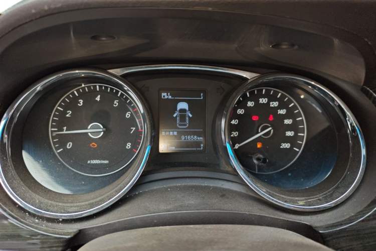 Used Baojun 730 2016 1.5L Manual Comfort Version 7 Seats China V Emission Standard Instrument Cluster