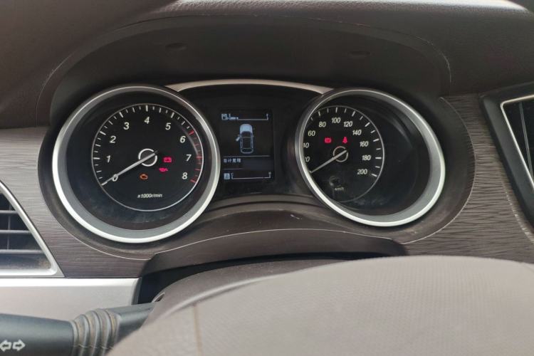 Used Baojun 730 2016 Revised 1.5L Manual Standard Version 7 Seats China V Emission Standard Instrument Cluster