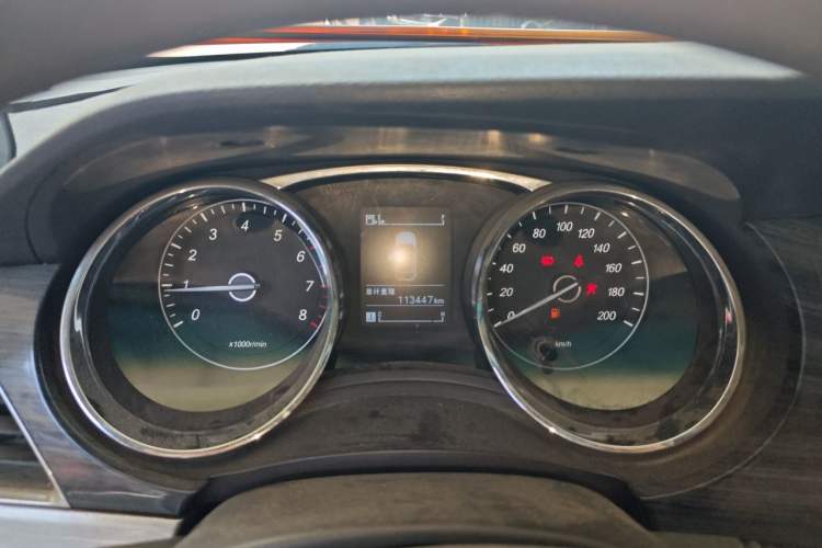 Used Baojun 730 2016 1.5L Manual Comfort Version 7 Seats China V Emission Standard Instrument Cluster