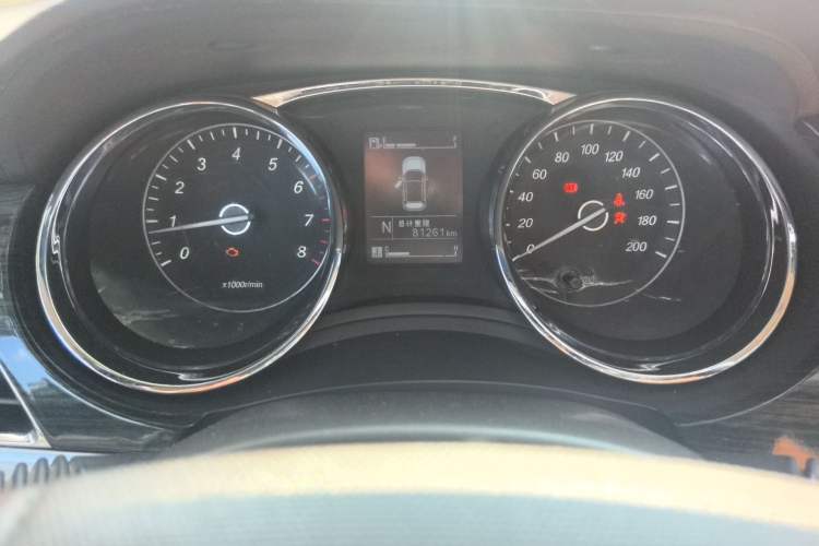 Used Baojun 730 2016 1.8L iAMT Luxury Model 7 Seats Instrument Cluster