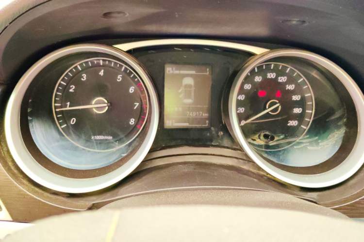 Used Baojun 730 2016 1.5L Manual Value Edition 7 Seats China V Emission Standard Instrument Cluster