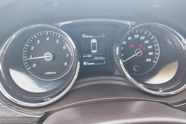 Used Baojun 730 2016 1.5L Manual Luxury Edition 7 Seats Instrument Cluster