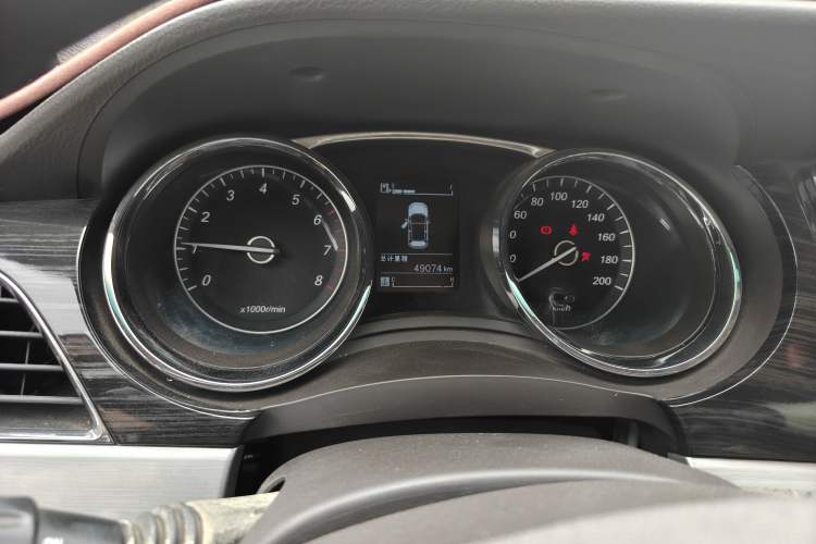 Used Baojun 730 2016 1.5L Manual Comfort Version 7 Seats China V Emission Standard Instrument Cluster