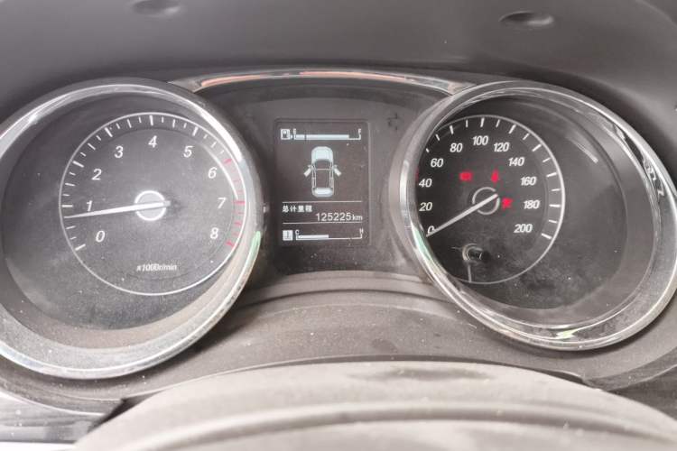 Used Baojun 730 2016 1.5L Manual Comfort Version 7 Seats China V Emission Standard Instrument Cluster