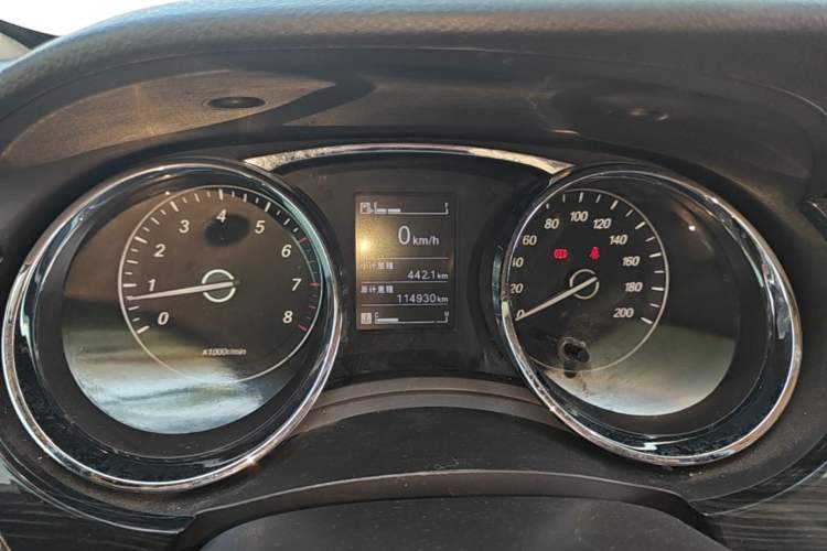 Used Baojun 730 2016 1.5T Manual Luxury Edition 7 Seats Instrument Cluster