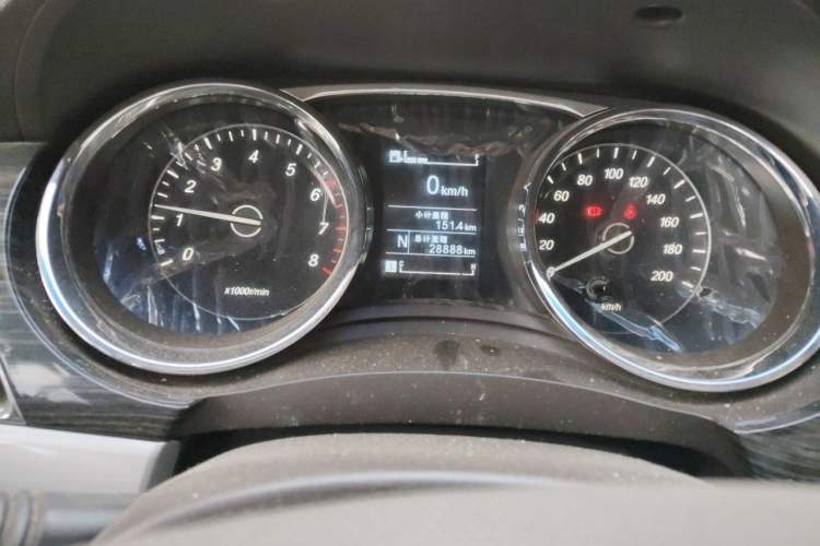 Used Baojun 730 2016 1.8L iAMT Luxury Model 7 Seats Instrument Cluster