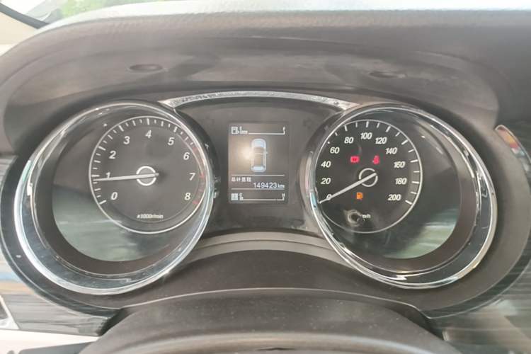 Used Baojun 730 2016 1.5L Manual Standard Version 7 Seats Instrument Cluster