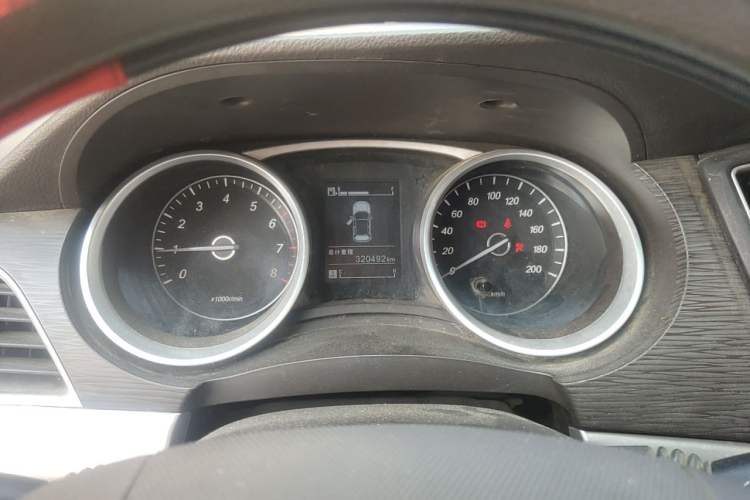 Used Baojun 730 2016 1.5L Manual Standard Version 7 Seats Instrument Cluster