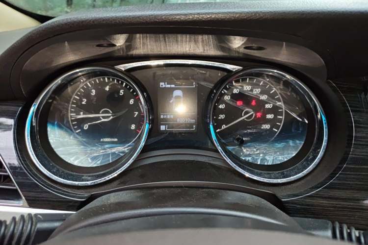Used Baojun 730 2016 1.5T Manual Luxury Edition 7 Seats Instrument Cluster