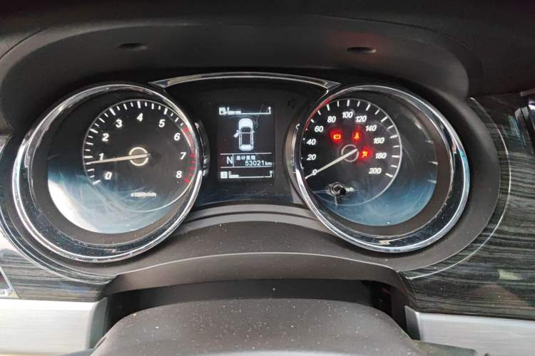 Used Baojun 730 2016 1.8L iAMT Luxury Model 7 Seats Instrument Cluster