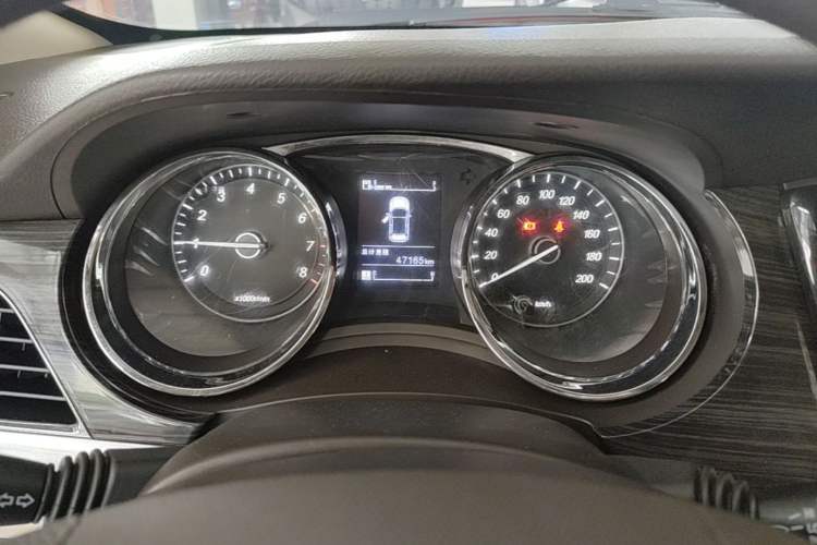 Used Baojun 730 2016 1.5L Manual Comfort Version 7 Seats China V Emission Standard Instrument Cluster