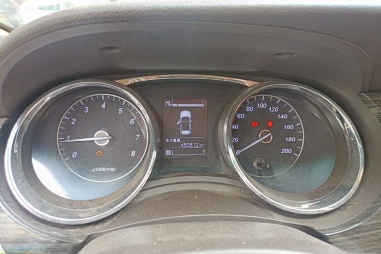 Used Baojun 730 2016 1.5T Manual Comfort Version 7 Seats Instrument Cluster