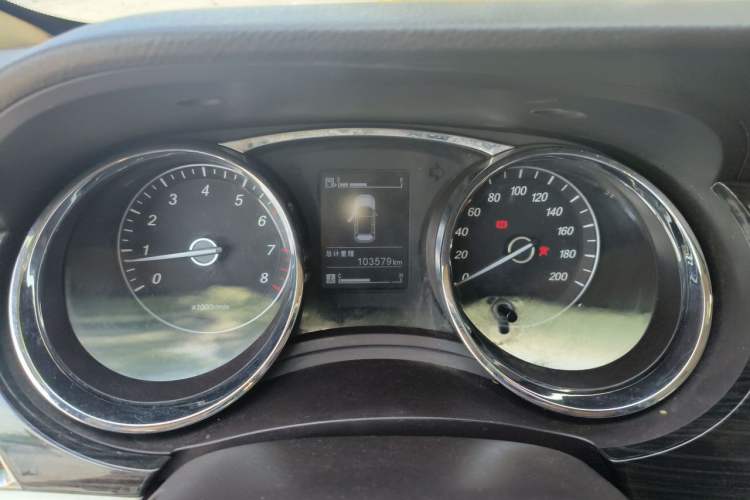 Used Baojun 730 2016 1.5L Manual Luxury Edition 7 Seats Instrument Cluster