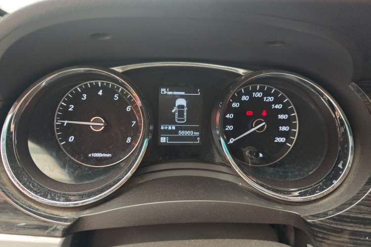 Used Baojun 730 2016 1.5L Manual Comfort Version 7 Seats China V Emission Standard Instrument Cluster