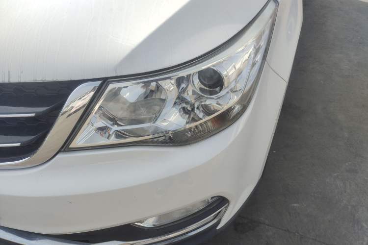 Used Baojun 730 2016 1.5L Manual Comfort Version 7 Seats China V Emission Standard Left Front Headlight