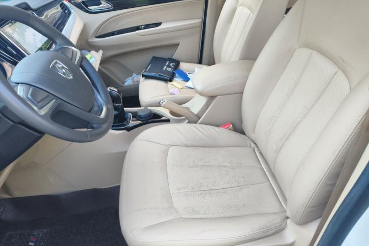 Used Baojun 730 2016 1.5L Manual Comfort Version 7 Seats China V Emission Standard Left Front Seat