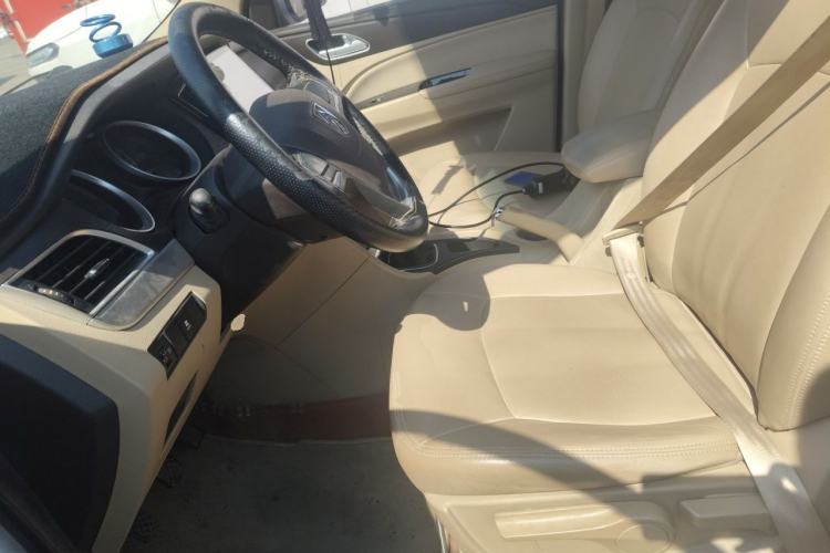 Used Baojun 730 2016 1.5L Manual Standard Version 7 Seats Left Front Seat