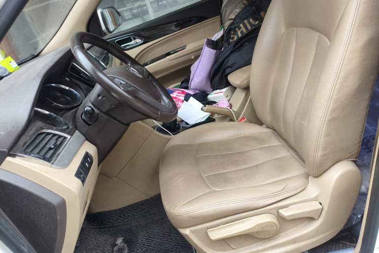 Used Baojun 730 2016 1.5L Manual Luxury Edition 7 Seats Left Front Seat