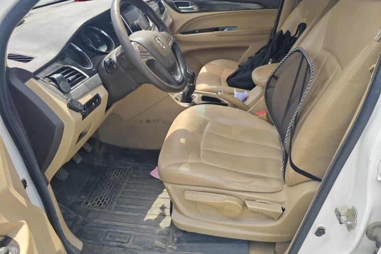 Used Baojun 730 2016 1.5L Manual Comfort Version 7 Seats China V Emission Standard Left Front Seat