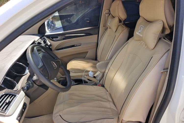 Used Baojun 730 2016 1.5L Manual Comfort Version 7 Seats China V Emission Standard Left Front Seat