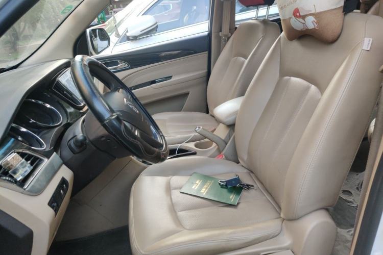 Used Baojun 730 2016 1.5L Manual Comfort Version 7 Seats China V Emission Standard Left Front Seat