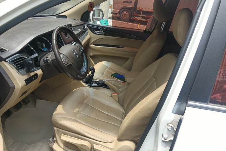 Used Baojun 730 2016 1.5L Manual Luxury Edition 7 Seats Left Front Seat