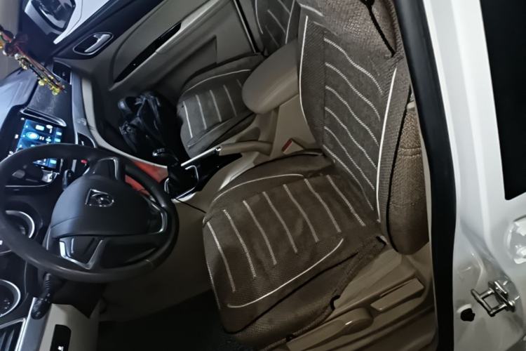 Used Baojun 730 2016 Revised 1.5L Manual Standard Version 7 Seats China V Emission Standard Left Front Seat