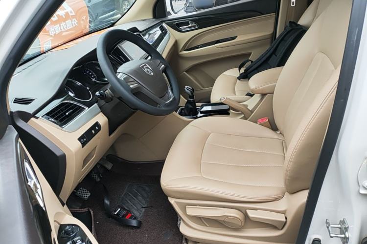 Used Baojun 730 2016 1.5L Manual Comfort Version 7 Seats China V Emission Standard Left Front Seat