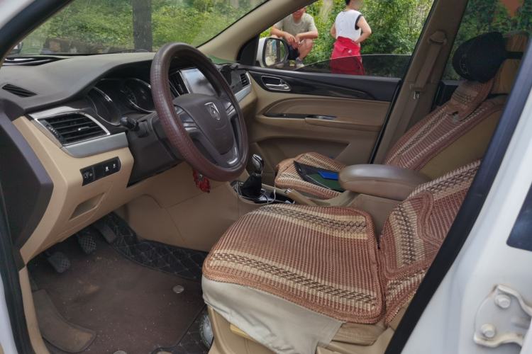 Used Baojun 730 2016 1.5L Manual Comfort Version 7 Seats China V Emission Standard Left Front Seat