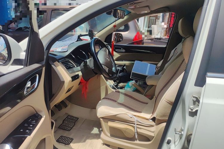 Used Baojun 730 2016 1.5L Manual Comfort Version 7 Seats China V Emission Standard Left Front Seat
