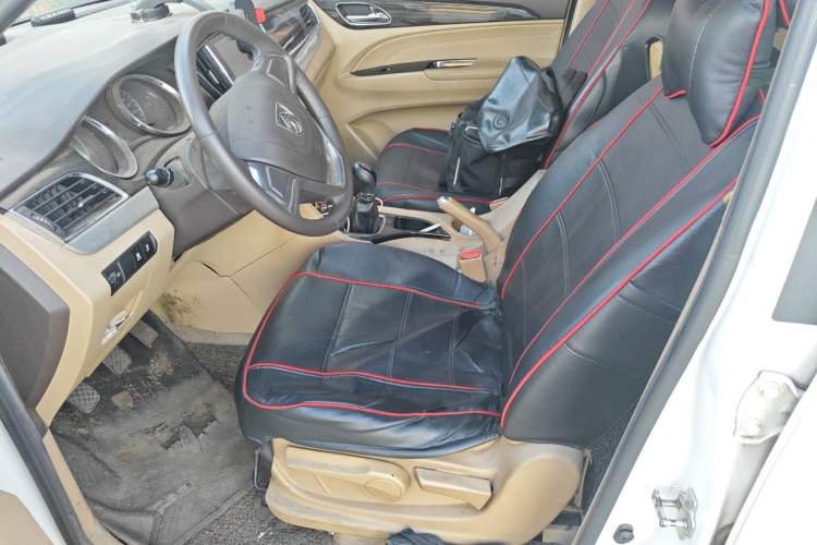 Used Baojun 730 2016 1.5L Manual Comfort Version 7 Seats China V Emission Standard Left Front Seat